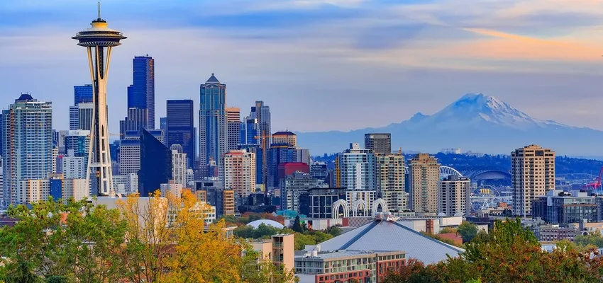 Seattle skyline with the Space Needle and Mount Rainier in the distance